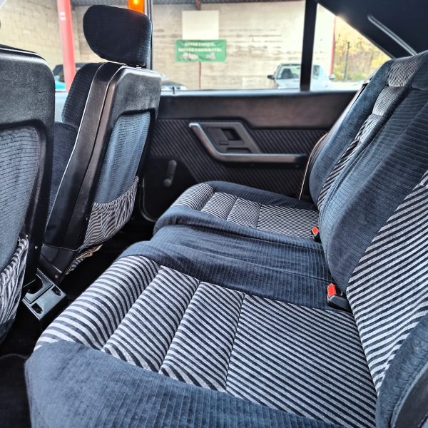 Citroen BX - int arr